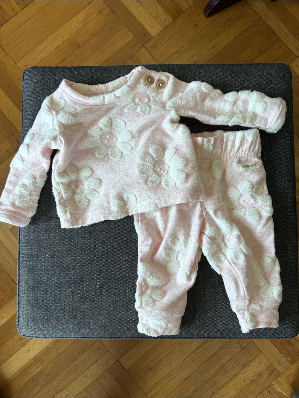 Huggies Organic Cotton Outfit 🌸